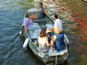 Avontuurlijke rondvaart Boaty sloep huren Amsterdam zelf varen over de grachten