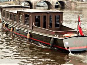 Luxe prive boottocht voor gezelschappen Amsterdam via Rondvaartvergelijker