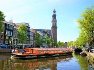 Discount Amsterdam Canal Tour Lovers