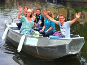 Boats4rent Sloep huren Amsterdam en zelf varen over de Amsterdamse grachten