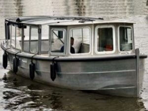 Günstig salonboot mieten Grachtenfahrt Grossgruppe Amsterdam