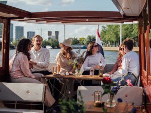 Private Grachtenfahrt Amsterdam 10-25 Personen